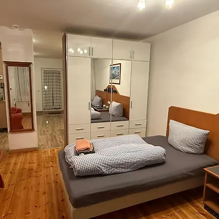 Scheffler Apartment *